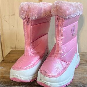 Size 3 Rugged  Bear   Pink and White Winter Snow Boots.  Fleece. Zipper
